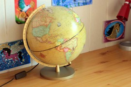 Globe terrestre  "à l'antique"