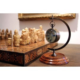 Horloge  "l'œil du temps" Aéropostale