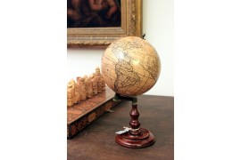 Globe terrestre Trianon 1710