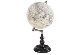 Globe terrestre Trianon 1710